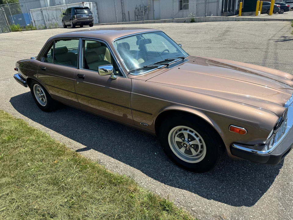 1985 Jaguar XJ Series 3 - Image 6 of 31
