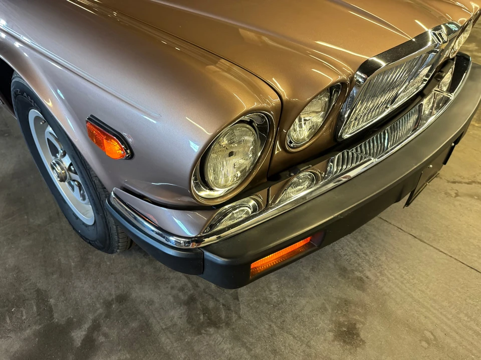 1985 Jaguar XJ Series 3 - Image 15 of 31