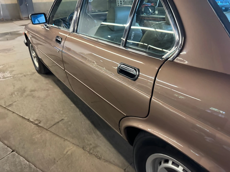 1985 Jaguar XJ Series 3 - Image 29 of 31