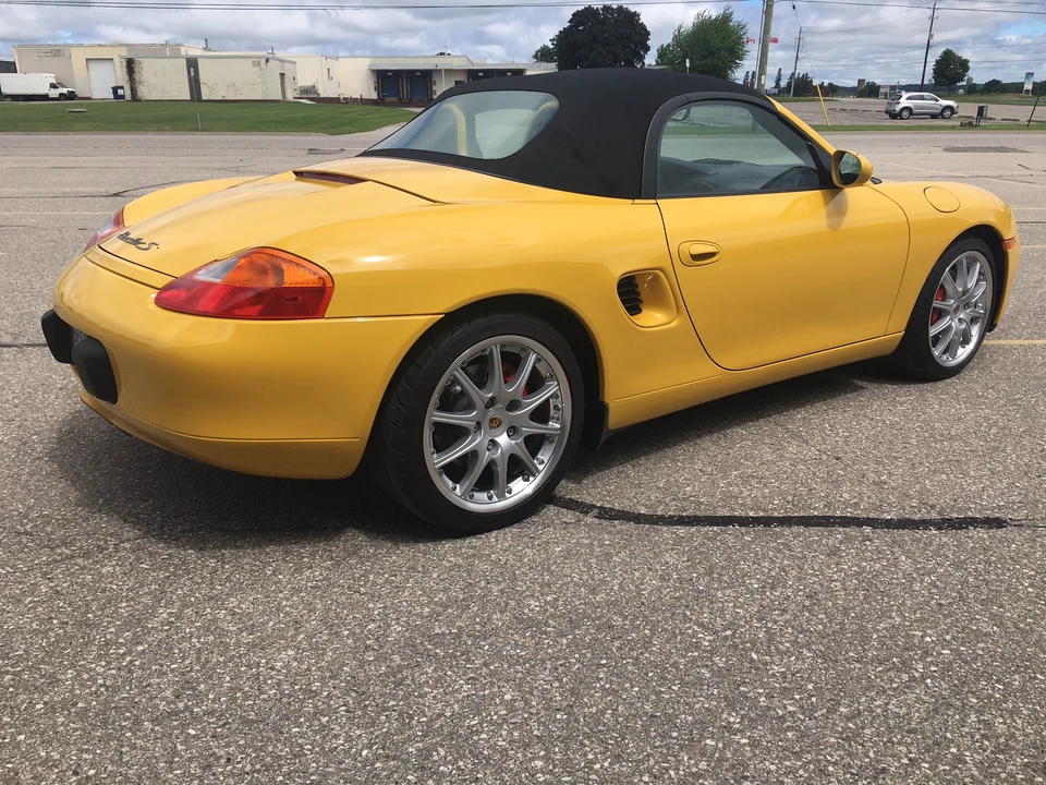 2001 Porsche 986 Boxster S - Image 15 of 31