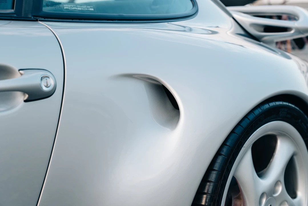 1997 Porsche 993 Carrera 4S - Image 27 of 31