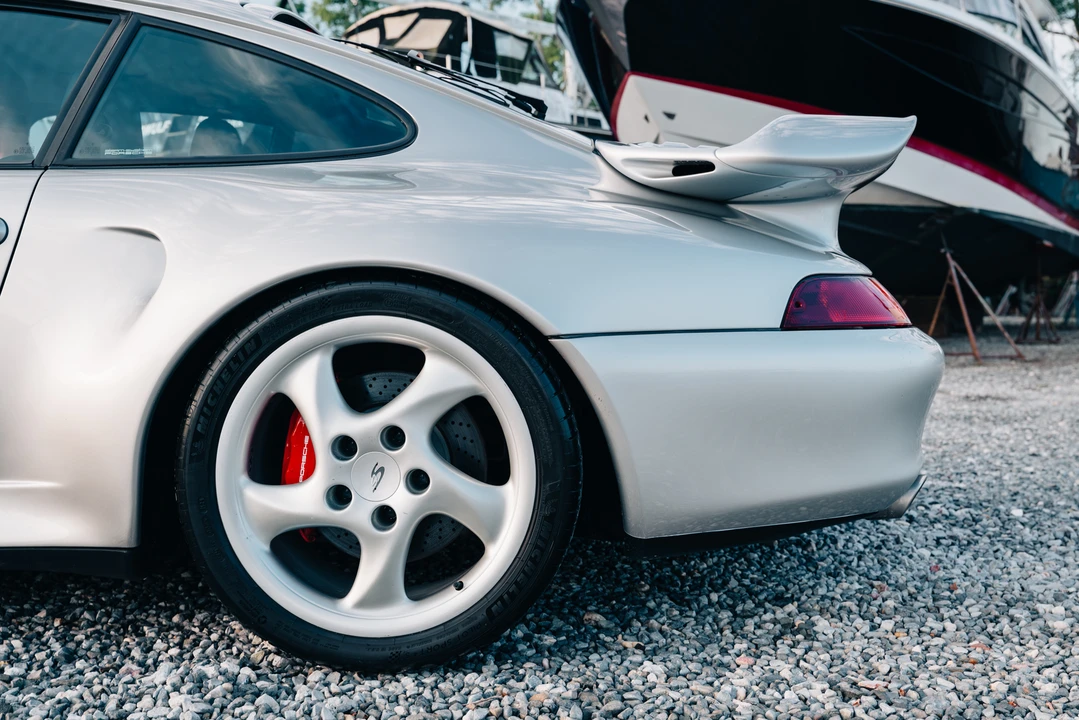 1997 Porsche 993 Carrera 4S - Image 29 of 31