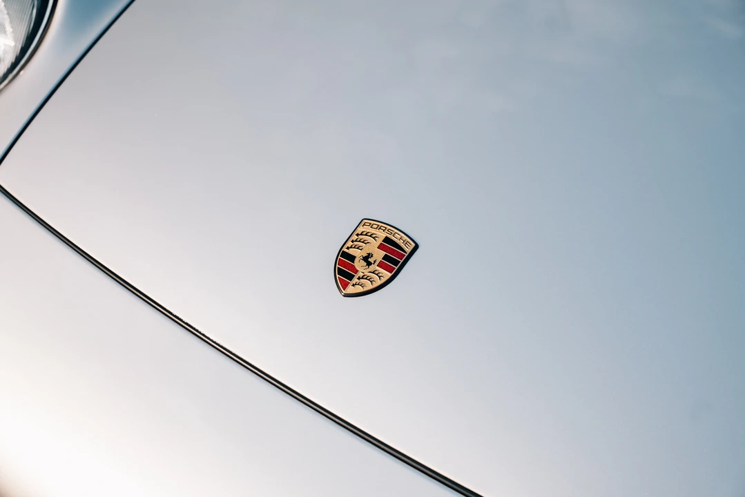 1997 Porsche 993 Carrera 4S - Image 18 of 31