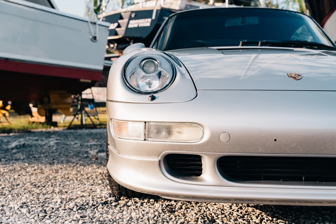 1997 Porsche 993 Carrera 4S - Image 14 of 31