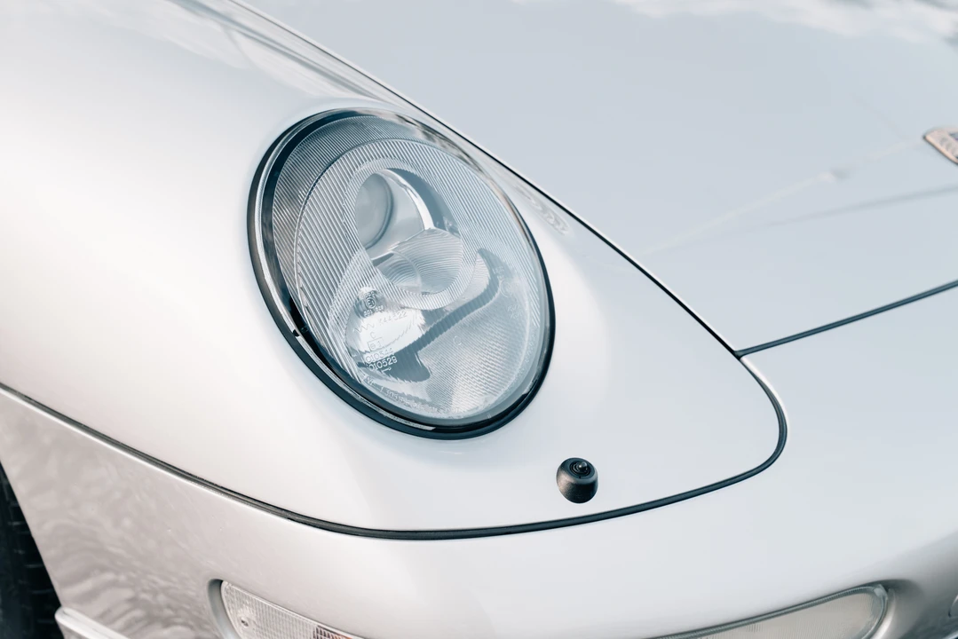 1997 Porsche 993 Carrera 4S - Image 16 of 31