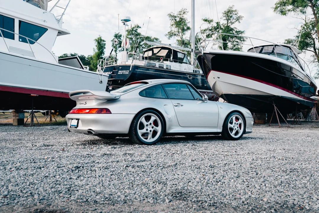 1997 Porsche 993 Carrera 4S - Image 9 of 31