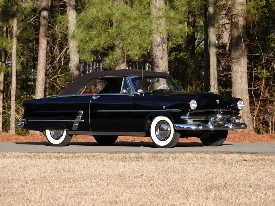 1953 Ford Crestline - Image 3 of 31