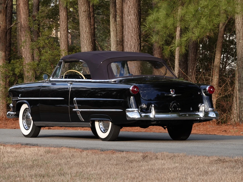 1953 Ford Crestline - Image 15 of 31