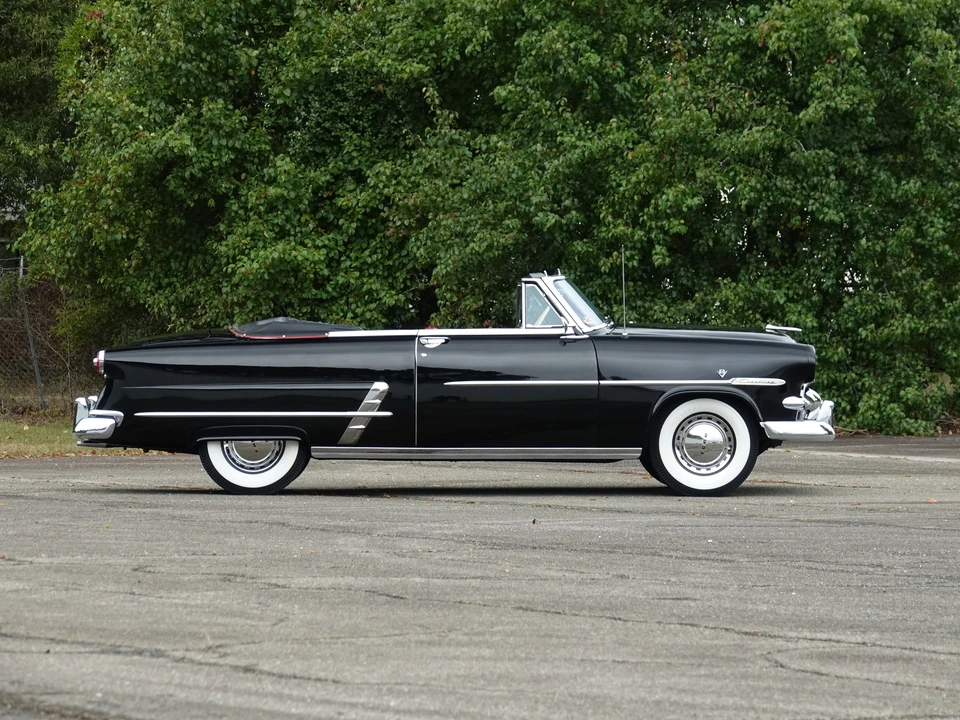 1953 Ford Crestline - Image 19 of 31