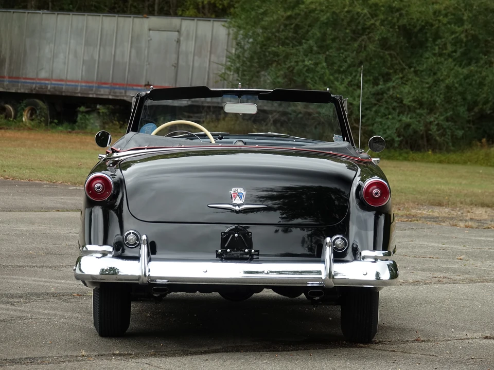 1953 Ford Crestline - Image 16 of 31