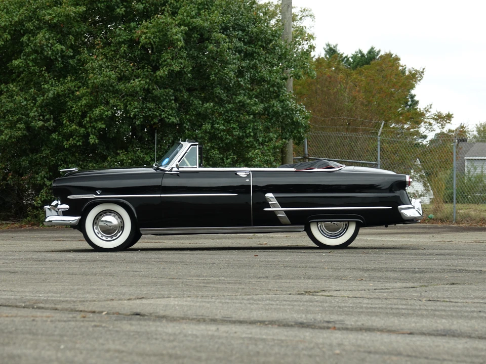 1953 Ford Crestline - Image 11 of 31