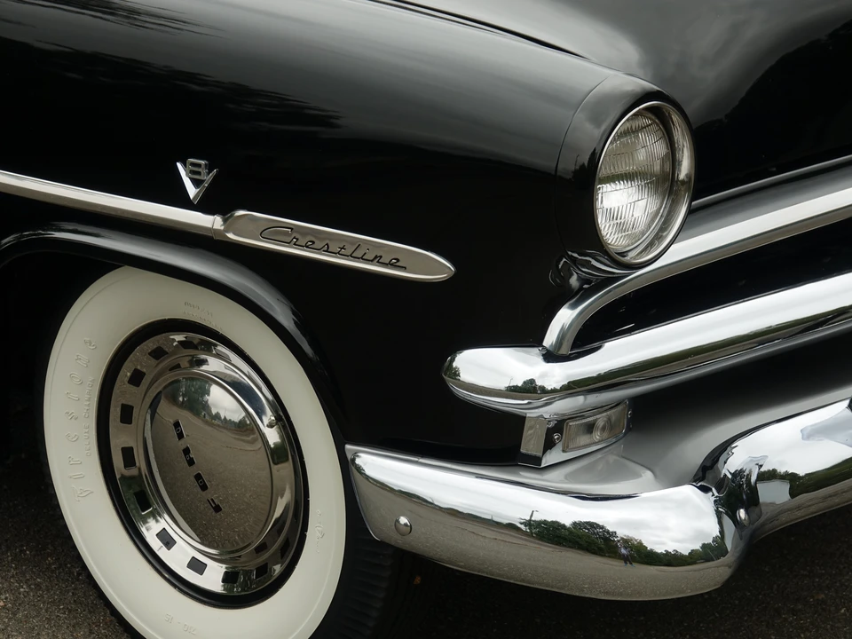 1953 Ford Crestline - Image 25 of 31