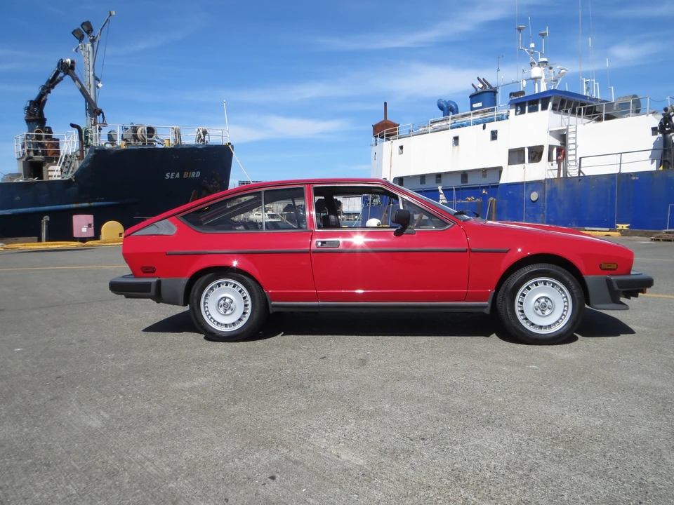 1981 Alfa Romeo Alfetta GT - Image 4 of 31