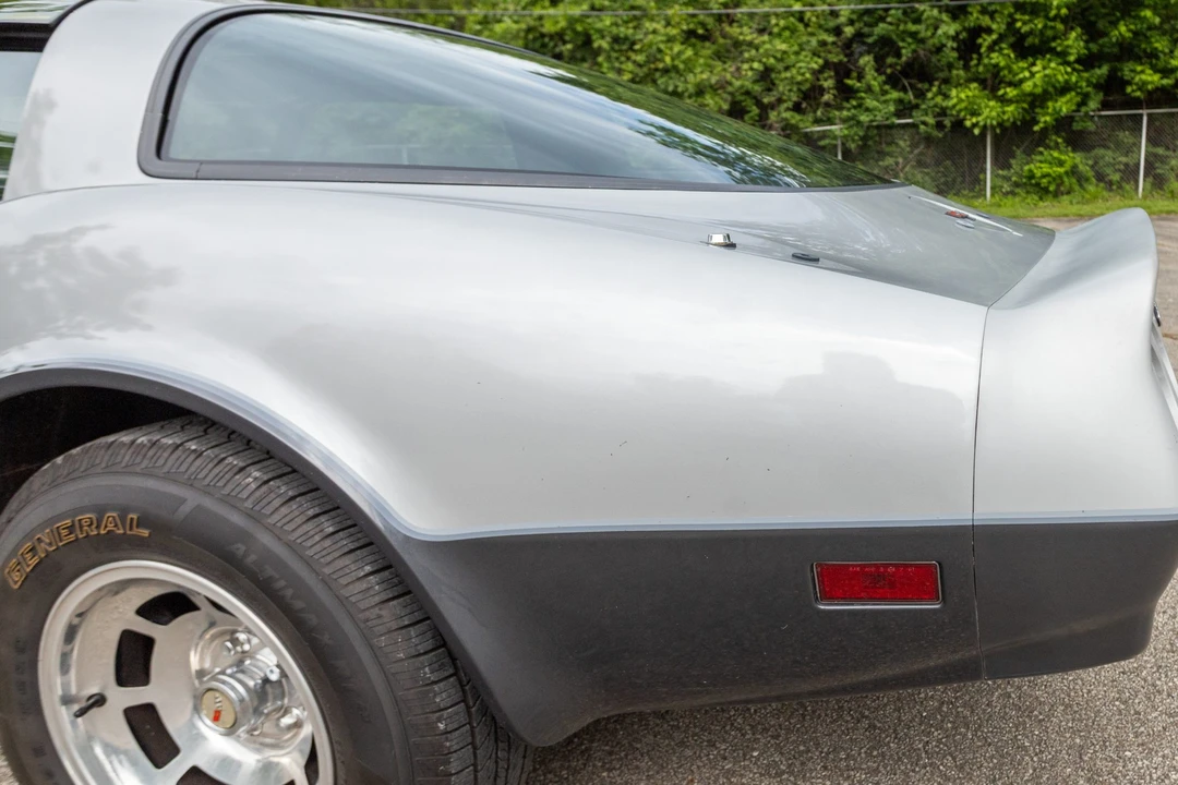 1982 Chevrolet Corvette C3 - Image 26 of 31