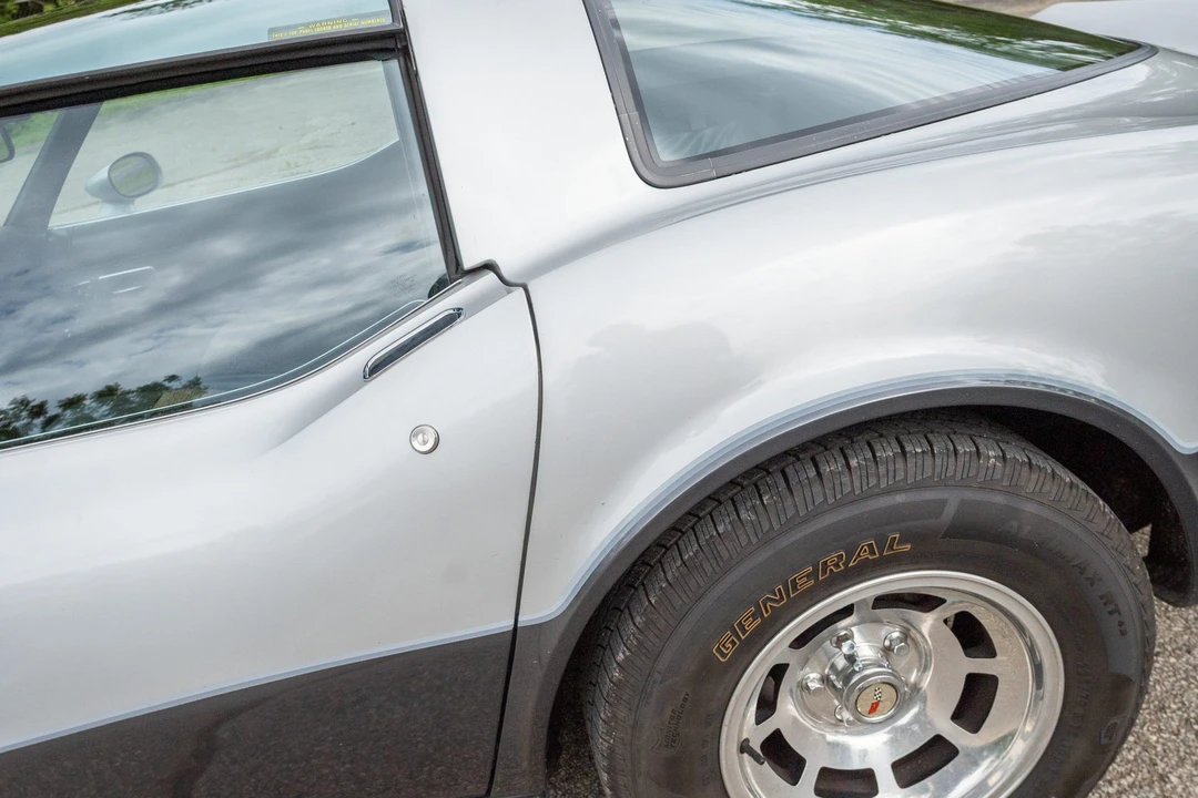 1982 Chevrolet Corvette C3 - Image 24 of 31