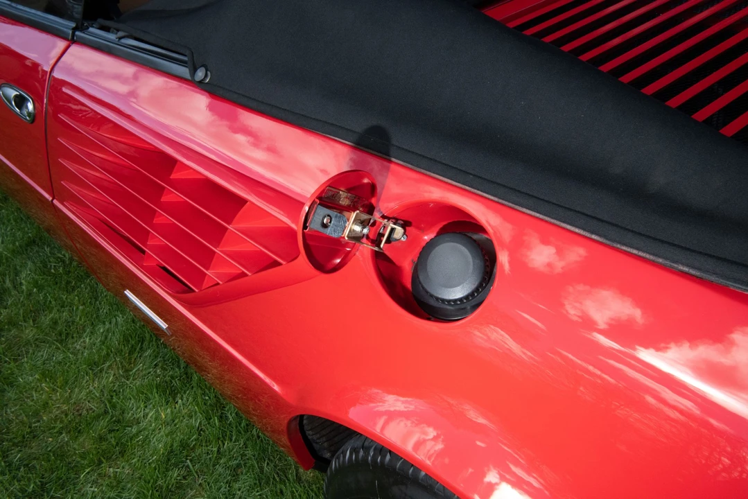 1984 Ferrari Mondial QV - Image 18 of 31