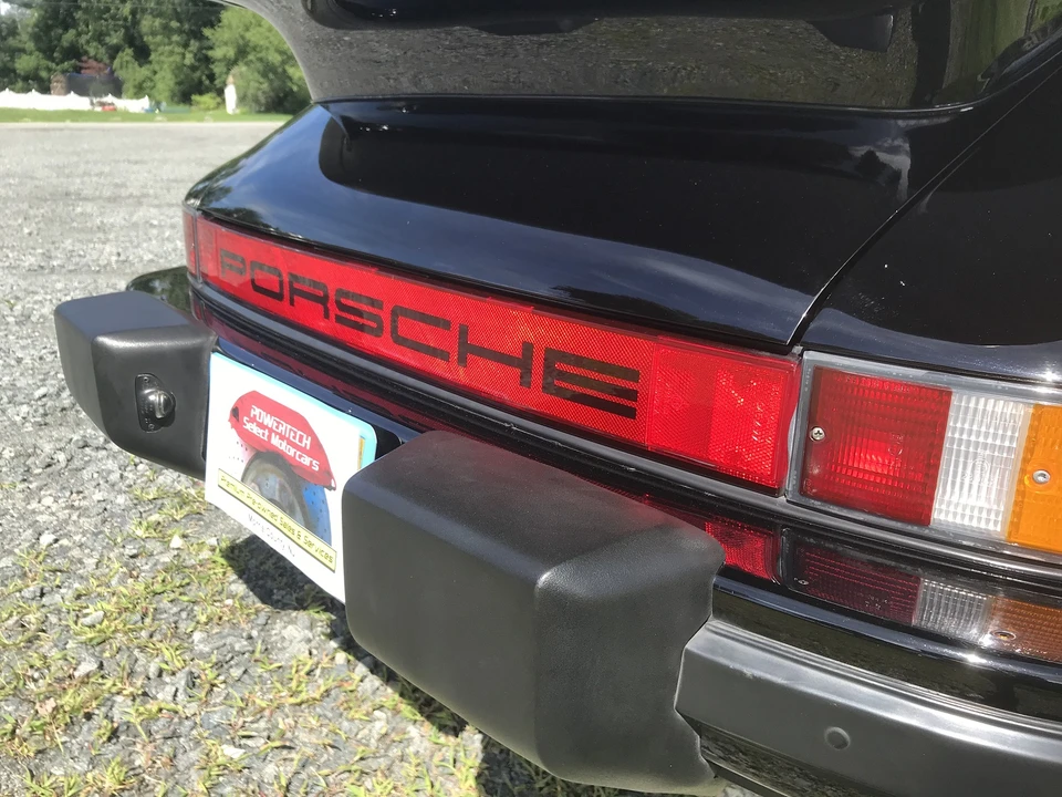 1984 Porsche 911 Carrera 3.2 - Image 27 of 31