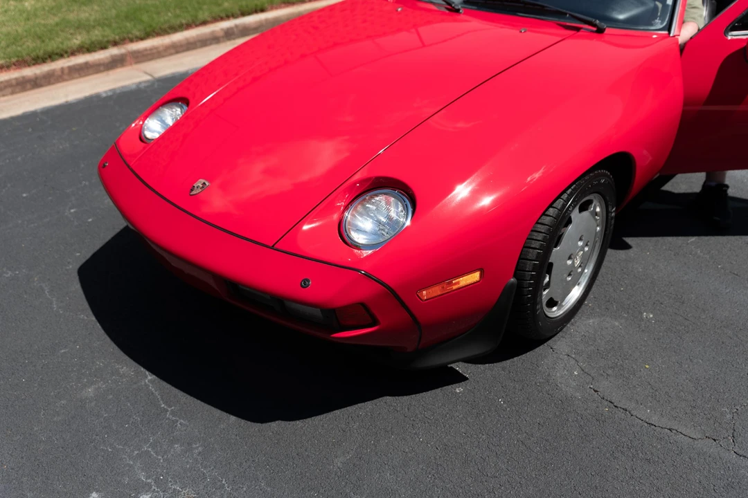 1984 Porsche 928 S - Image 11 of 31