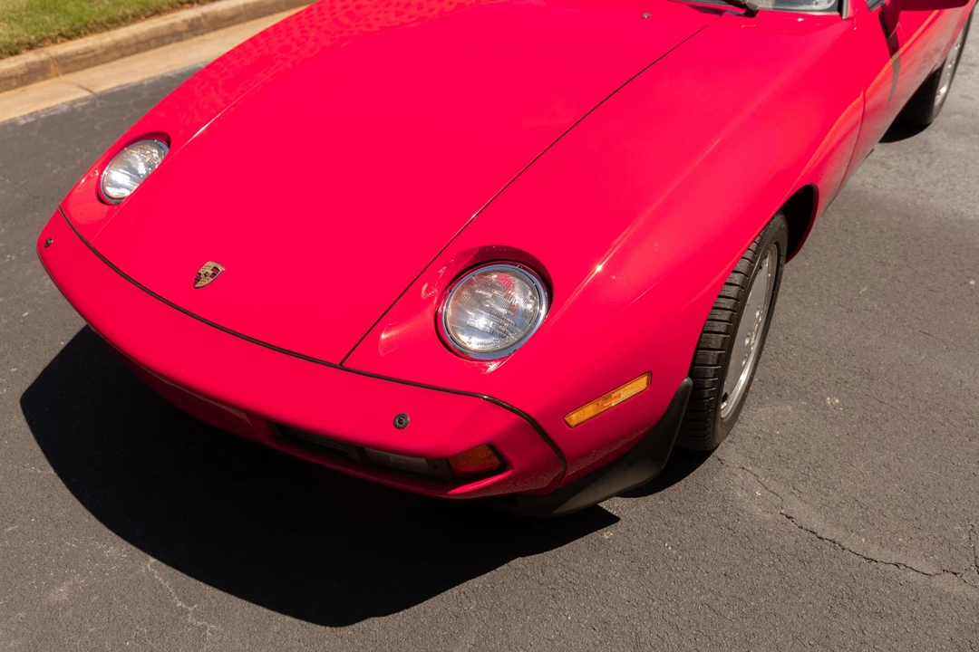 1984 Porsche 928 S - Image 13 of 31
