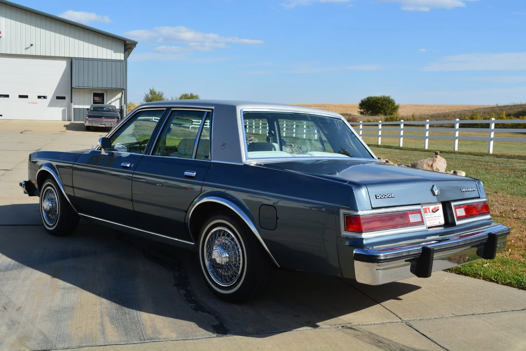 1985 Dodge Diplomat - Image 9 of 31