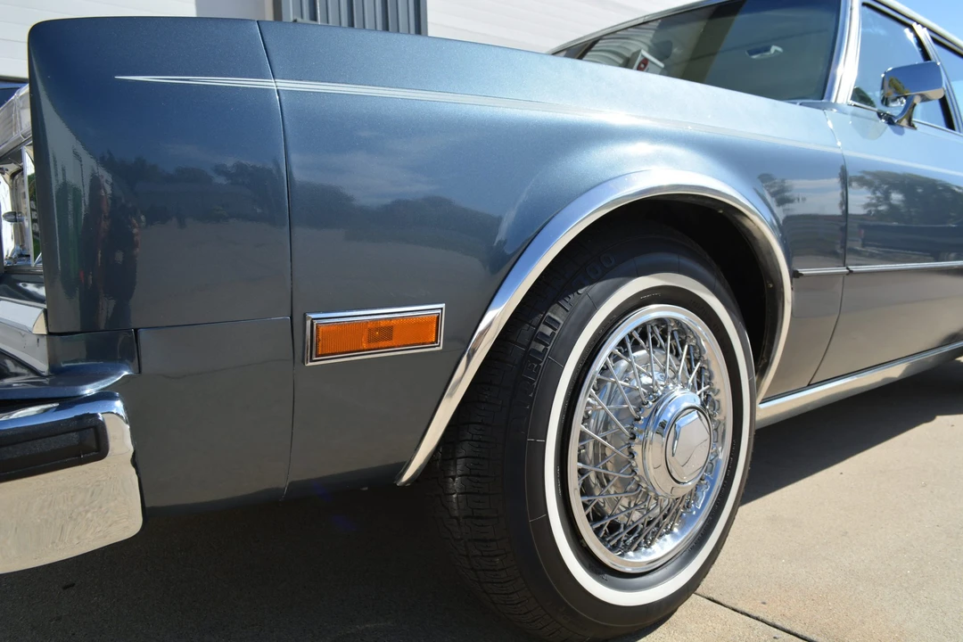 1985 Dodge Diplomat - Image 23 of 31