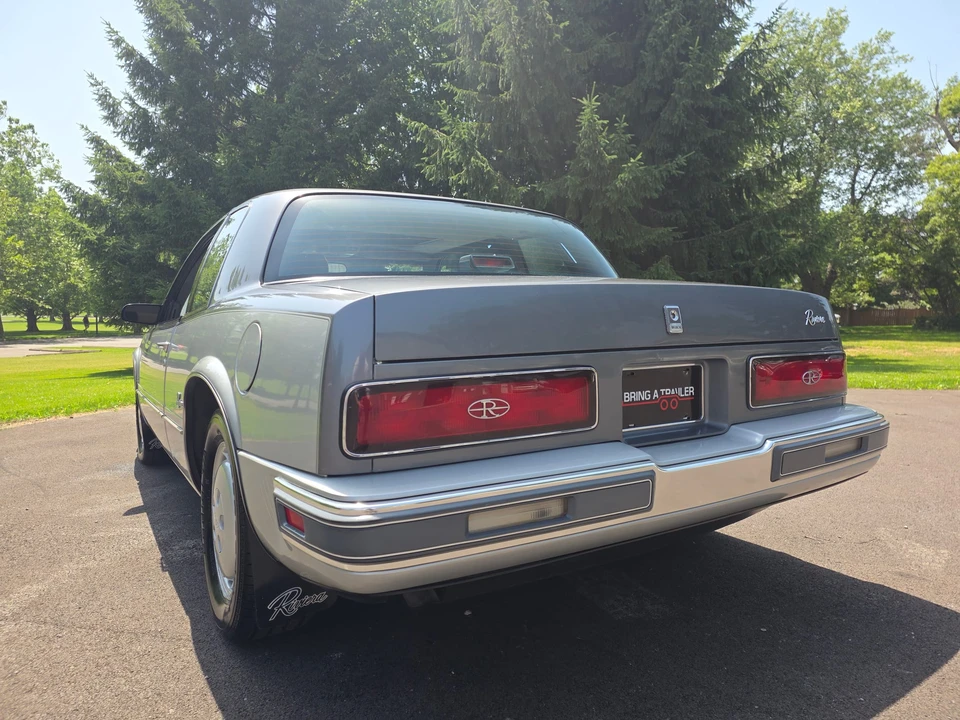 1986 Buick Riviera 4th-7th Gen - Image 15 of 31