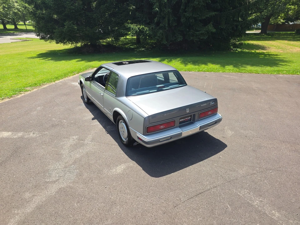 1986 Buick Riviera 4th-7th Gen - Image 26 of 31