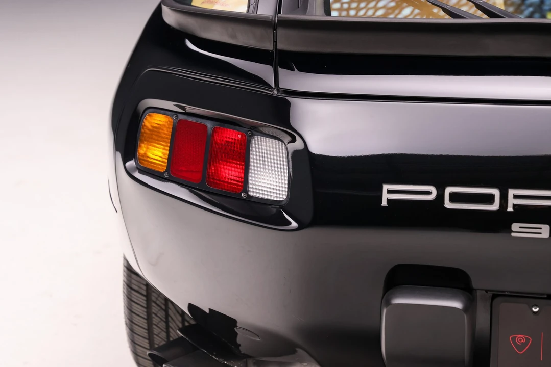 1986 Porsche 928 S - Image 26 of 31