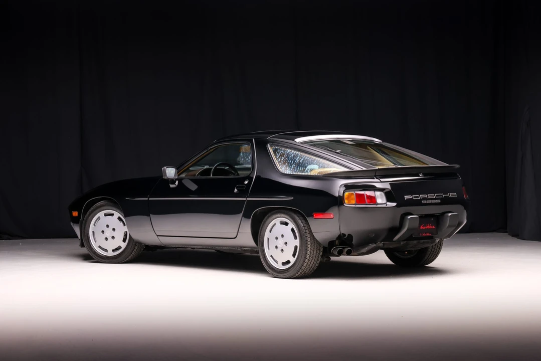 1986 Porsche 928 S - Image 5 of 31