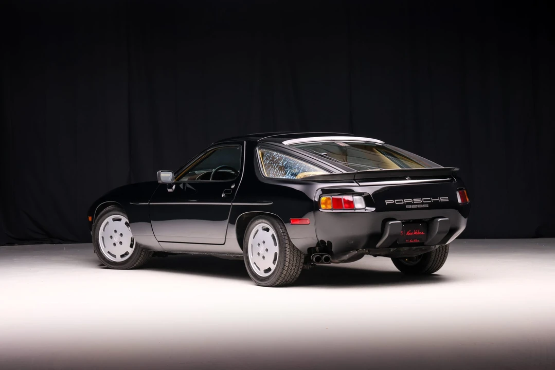 1986 Porsche 928 S - Image 6 of 31
