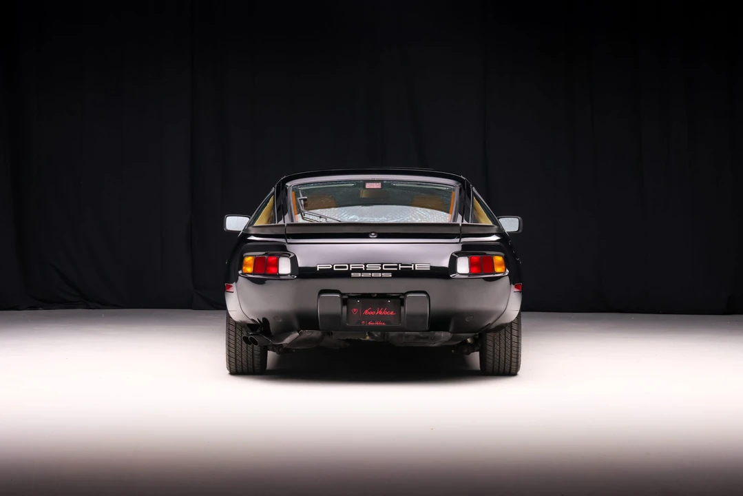 1986 Porsche 928 S - Image 7 of 31