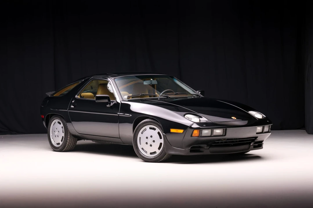 1986 Porsche 928 S - Image 12 of 31