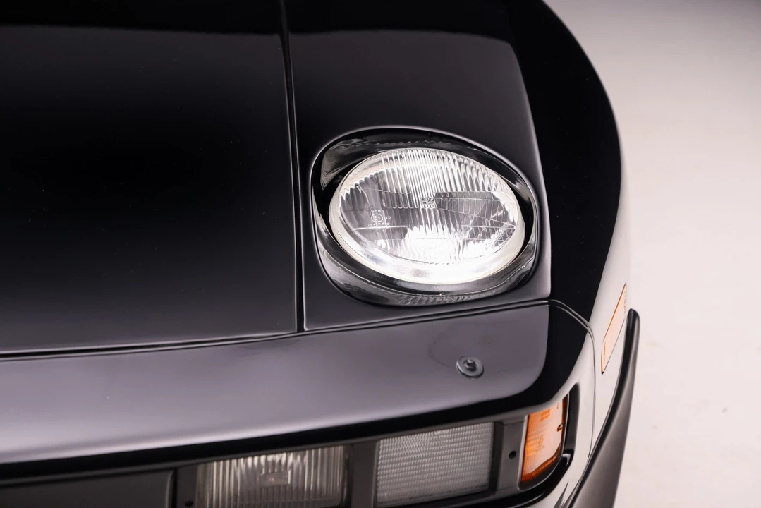 1986 Porsche 928 S - Image 15 of 31