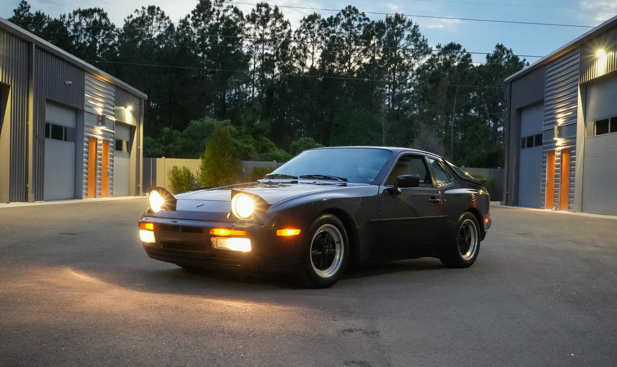 1986 Porsche 944 Turbo - Image 18 of 31