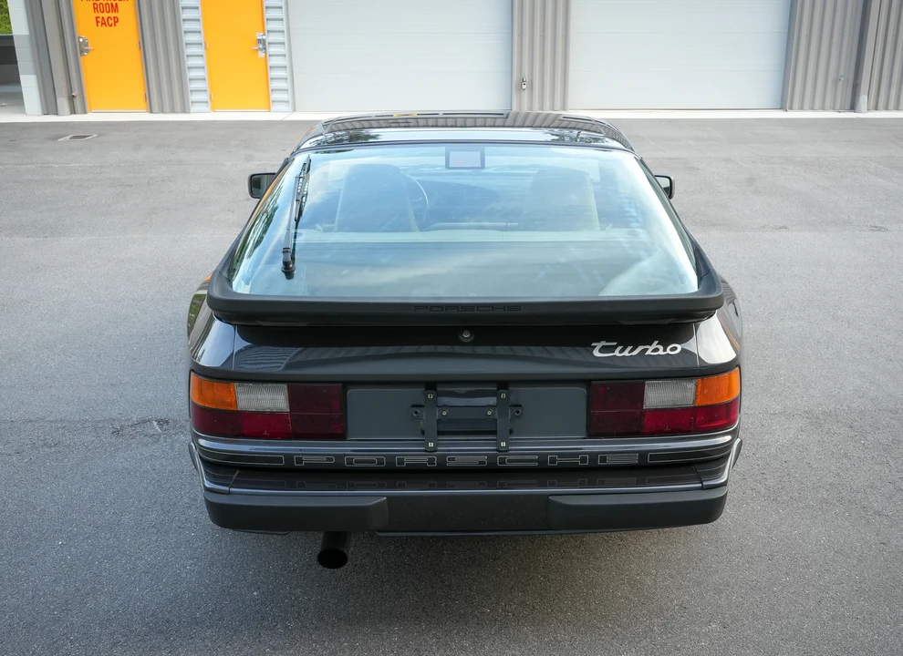 1986 Porsche 944 Turbo - Image 11 of 31