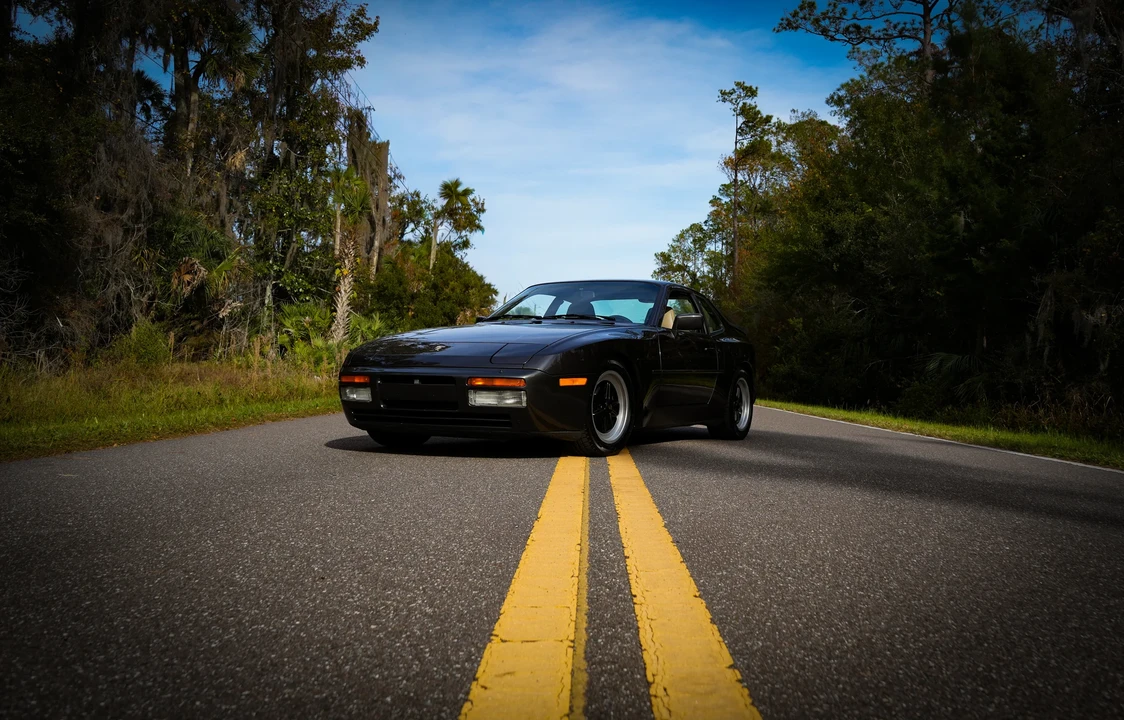 1986 Porsche 944 Turbo - Image 28 of 31