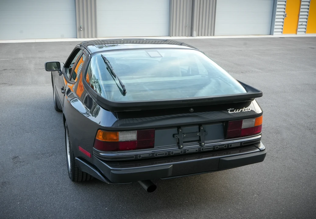 1986 Porsche 944 Turbo - Image 12 of 31