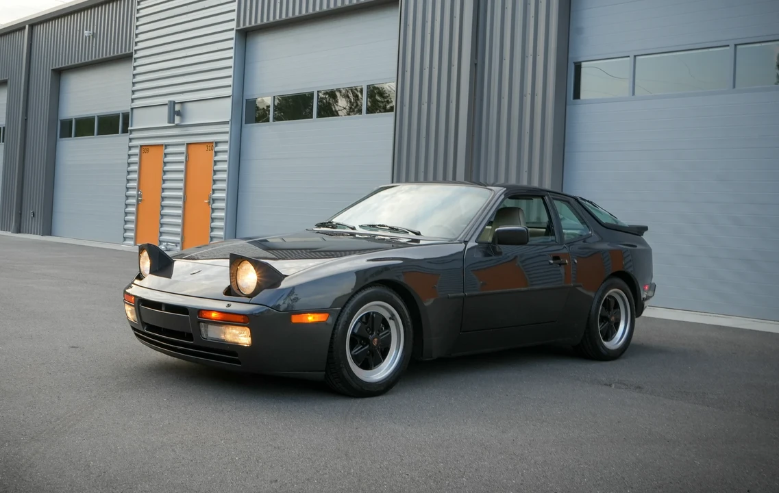 1986 Porsche 944 Turbo - Image 24 of 31