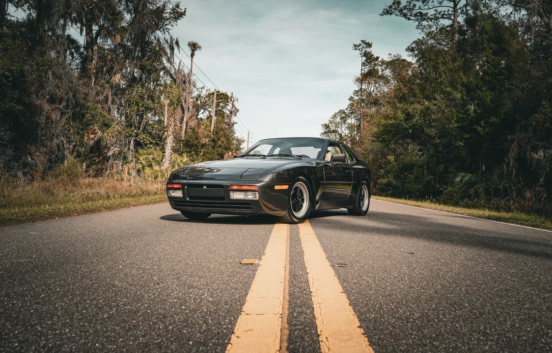 1986 Porsche 944 Turbo - Image 15 of 31