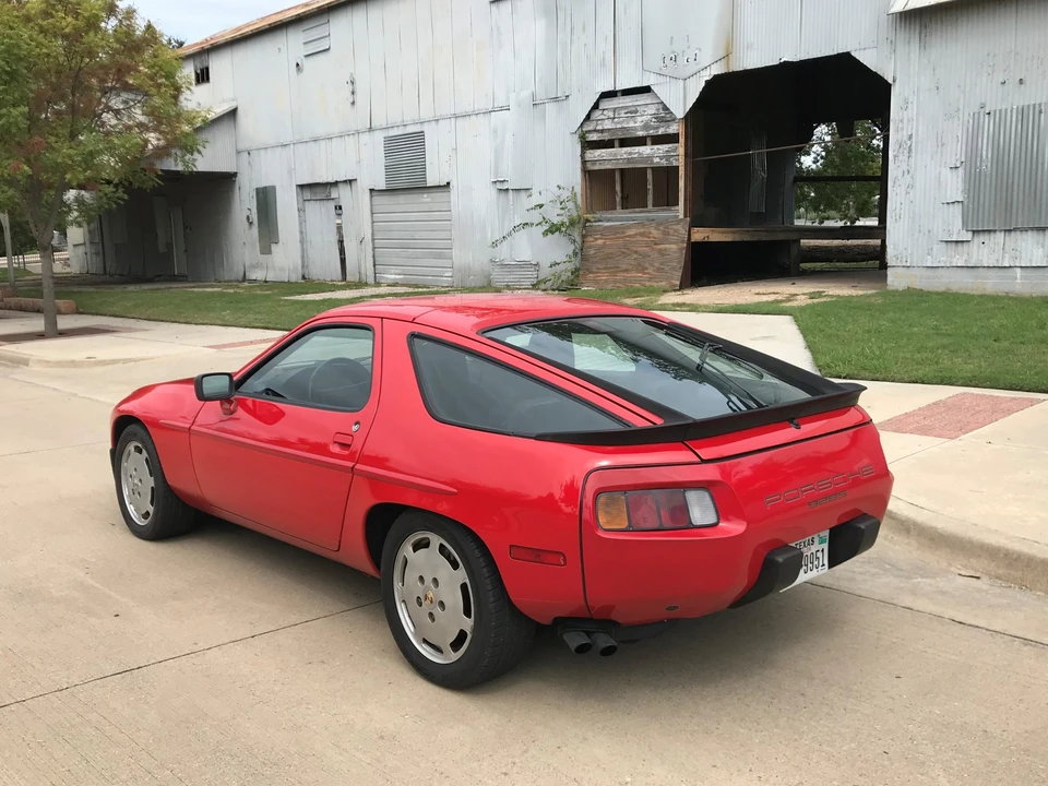 1986 Porsche 928 S - Image 5 of 31
