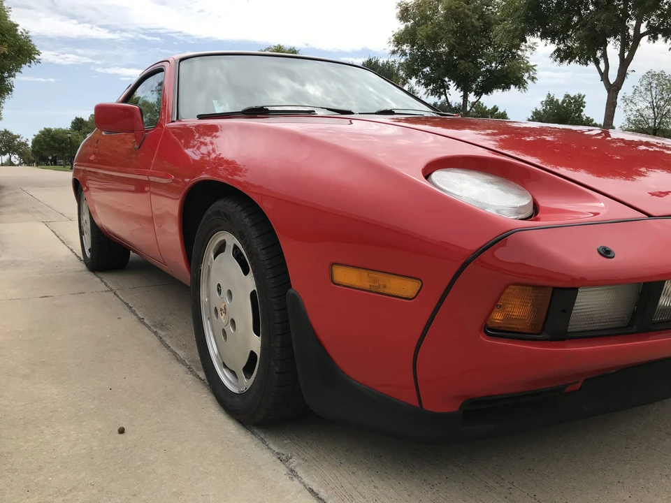 1986 Porsche 928 S - Image 13 of 31