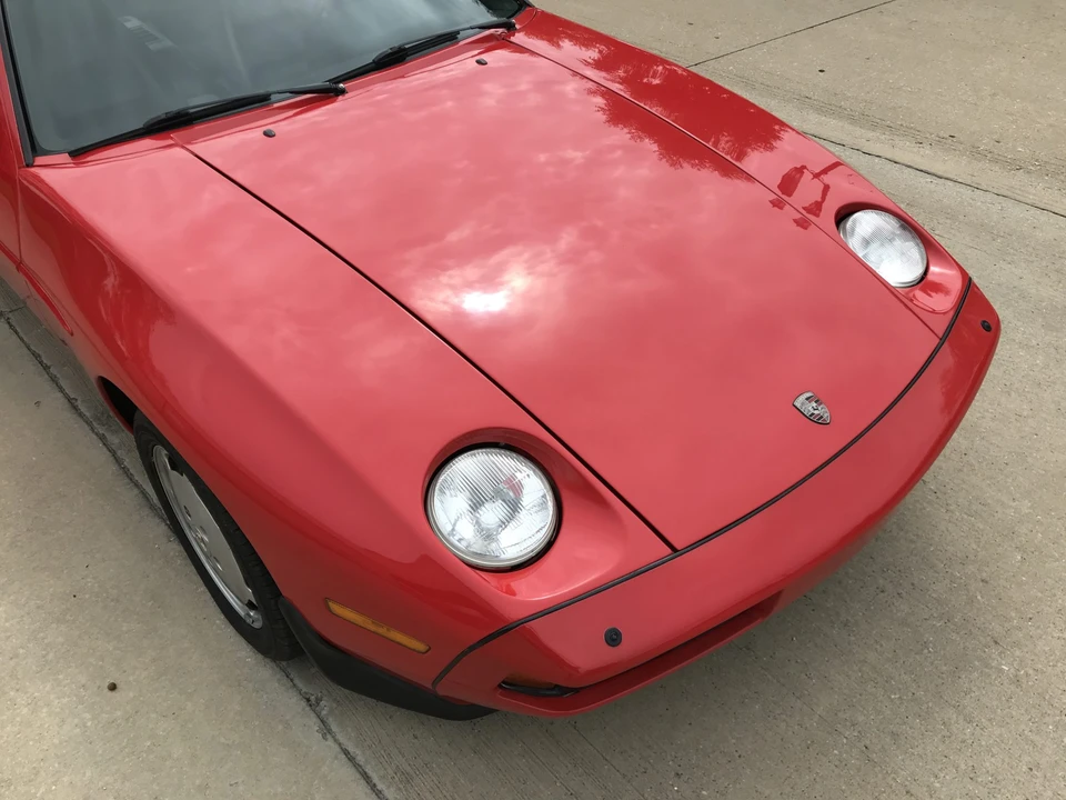 1986 Porsche 928 S - Image 14 of 31
