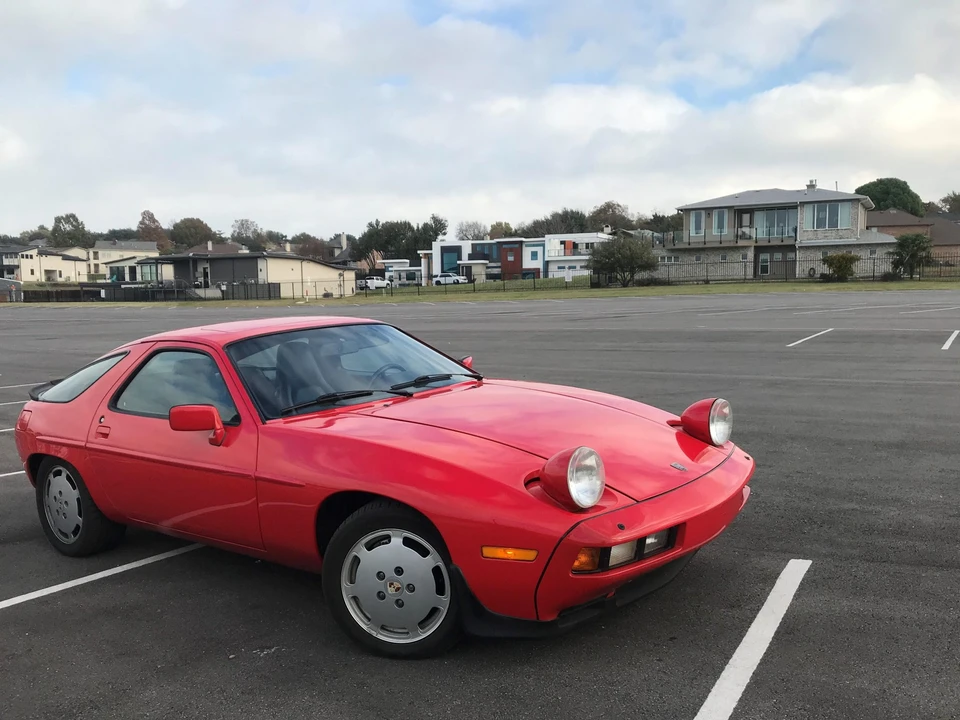 1986 Porsche 928 S - Image 12 of 31