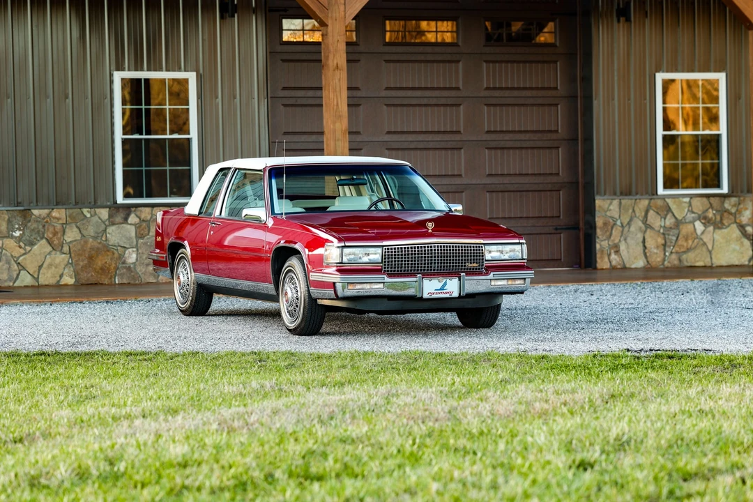1987 Cadillac DeVille 6th Gen - Image 11 of 31