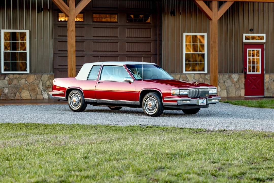 1987 Cadillac DeVille 6th Gen - Image 20 of 31