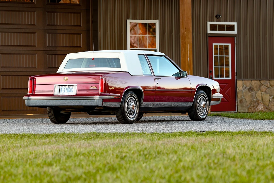 1987 Cadillac DeVille 6th Gen - Image 30 of 31