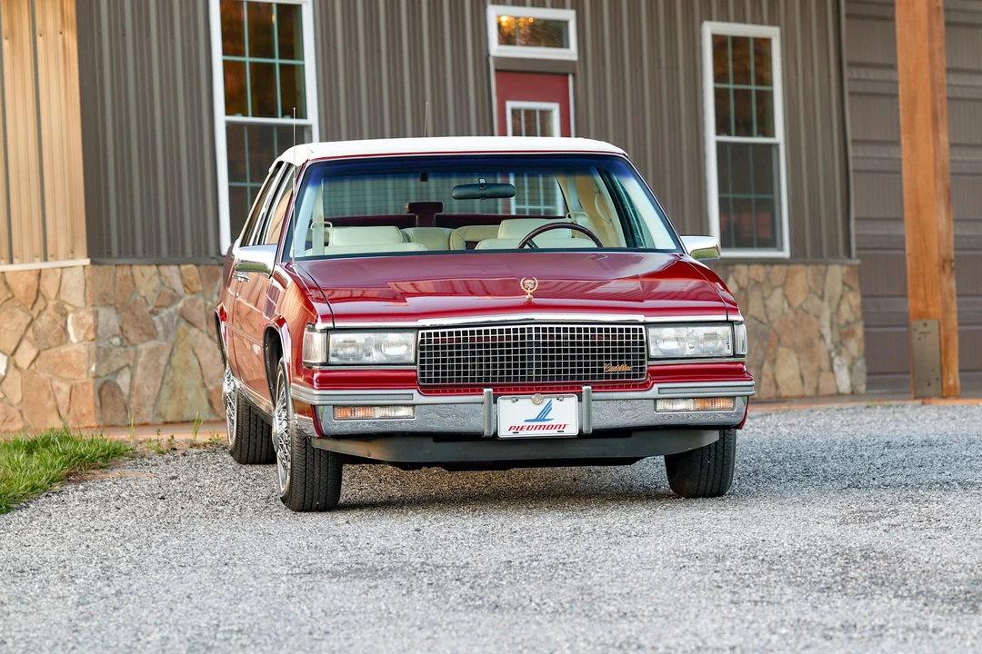1987 Cadillac DeVille 6th Gen - Image 8 of 31