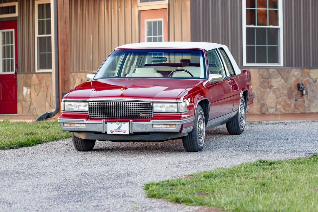 1987 Cadillac DeVille 6th Gen - Image 4 of 31