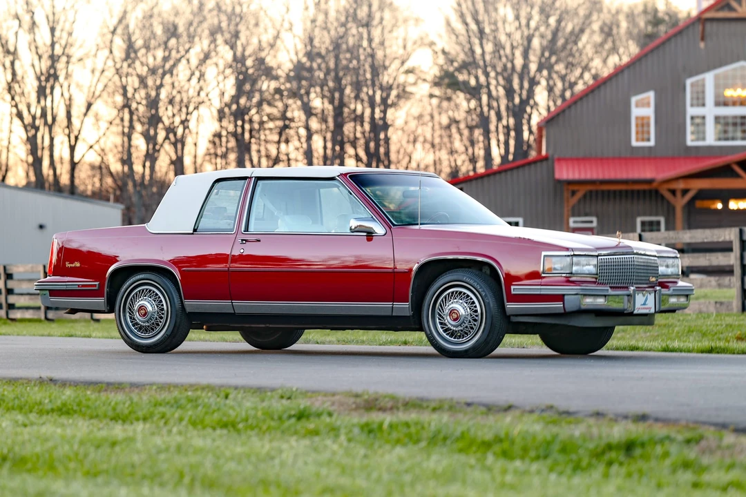 1987 Cadillac DeVille 6th Gen - Image 27 of 31