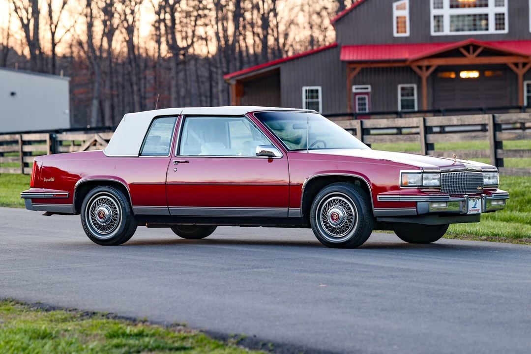1987 Cadillac DeVille 6th Gen - Image 24 of 31